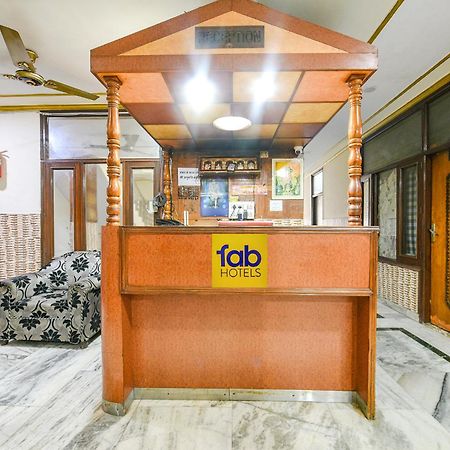 Fabhotel Royal Inn Chandīgarh Exteriör bild